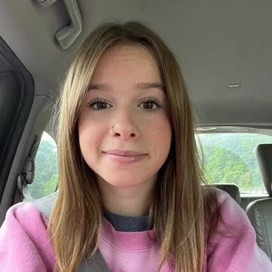 Meet your Posher, Ciara